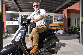 24hours Apartment Hotel