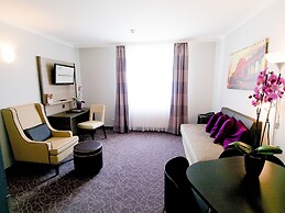 24hours Apartment Hotel