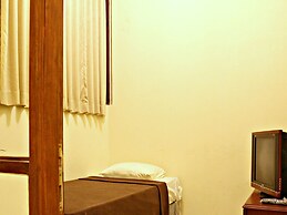 De Orange Pasteur Guest House by HouseinBandung