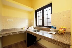 Marina Bay Beach Resort