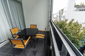 Miro Apartments