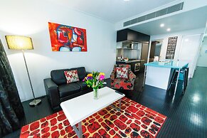 Miro Apartments