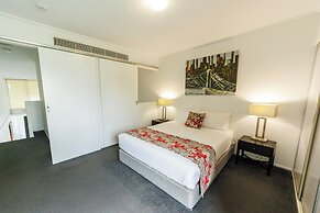 Miro Apartments