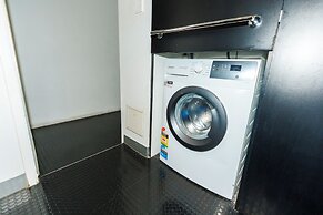 Miro Apartments