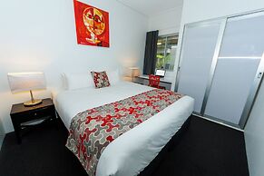 Miro Apartments