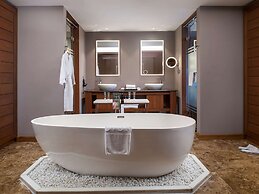 Novotel Inle Lake Myat Min