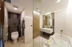 LiT BANGKOK Residence