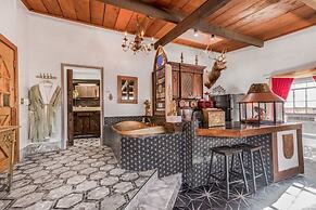 Cliff House Lodge B&B