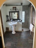 Cliff House Lodge B&B