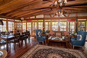 Cliff House Lodge B&B