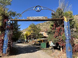 Cliff House Lodge B&B