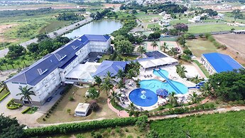 Colonial Plaza Hotel