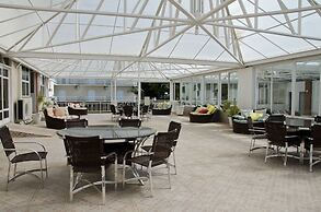 Colonial Plaza Hotel