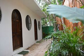 Tubo Tulum Hostel