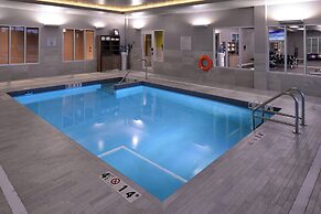 Courtyard by Marriott Saskatoon Airport