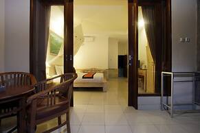 Alam Terrace Cottages