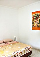 De Nuansa Dago Villa by HouseinBandung