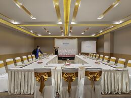 Novotel Yangon Max