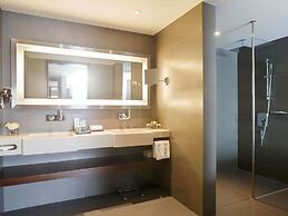 Novotel Yangon Max