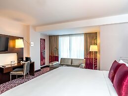 Novotel Yangon Max