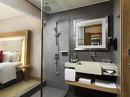 Novotel Yangon Max