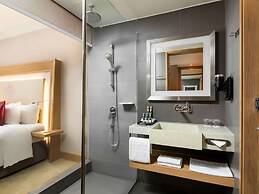 Novotel Yangon Max