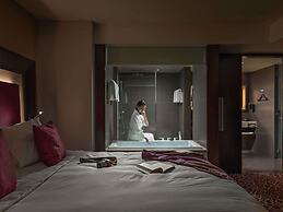 Novotel Yangon Max
