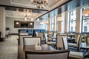 Embassy Suites Louisville Downtown