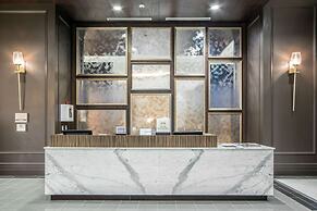 Embassy Suites Louisville Downtown