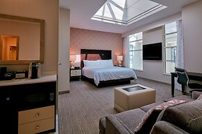 Embassy Suites Louisville Downtown