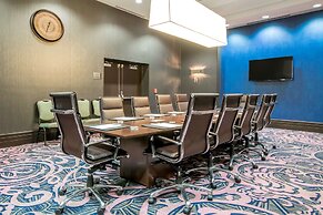 Embassy Suites Louisville Downtown