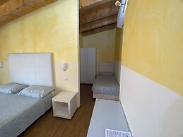 Via Mameli 5 Inn