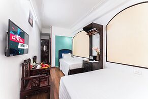 Little Hanoi Hotel