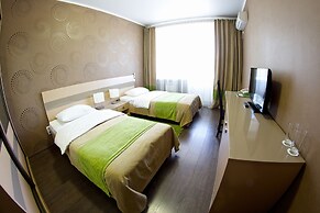 Green Park Kaluga Hotel
