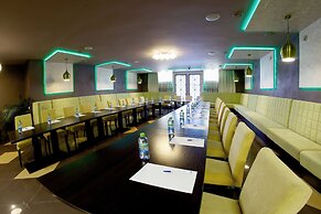 Green Park Kaluga Hotel