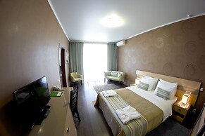 Green Park Kaluga Hotel