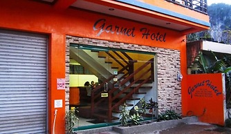 Garnet Hotel