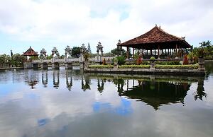 Hotel Uyah Amed & Spa Resort