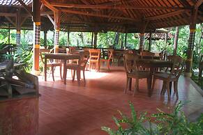 Hotel Uyah Amed & Spa Resort