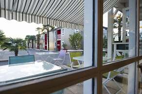 Brit Hotel Essentiel Pau Lescar