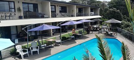Waterfalls Estate - Motel & Campground