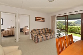 Waterfalls Estate - Motel & Campground