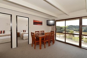 Waterfalls Estate - Motel & Campground