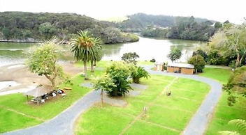 Waterfalls Estate - Motel & Campground