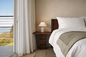 Astoria Crest Hotel