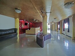 OYO 2574 Z Suites Hotel