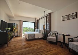 Elegant Suites Westlake