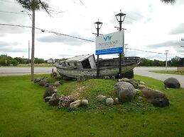 Waterfront Hotel and Marina