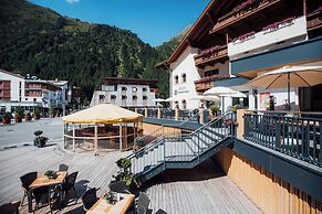 Hotel Mittagskogel Pitztal