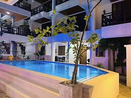 Giulius Boracay Italian Resort